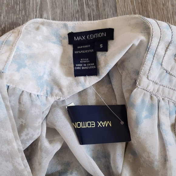 Semi sheer top - Picture 6 of 8